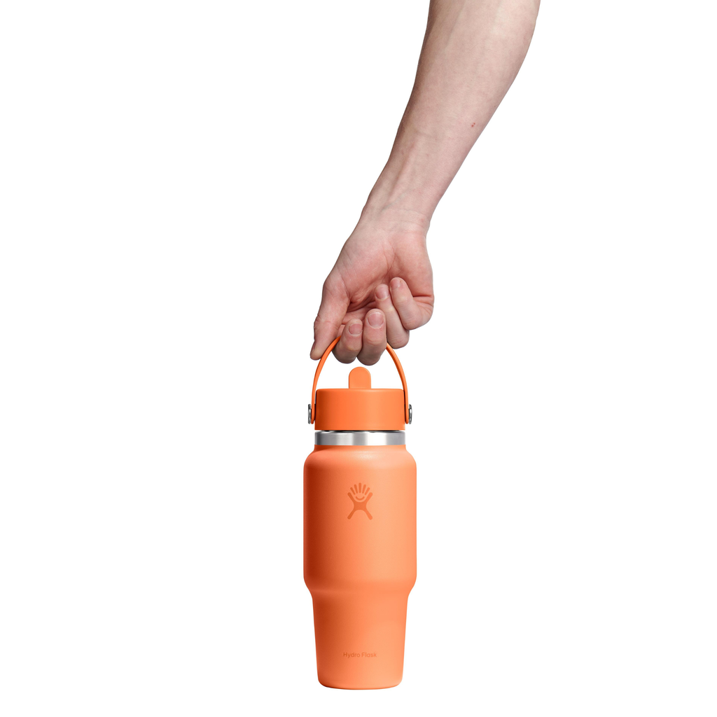 BOTELLA (710 ml) Wide Flex Straw Travel Bottle de HYDRO FLASK Kilómetros Positivos